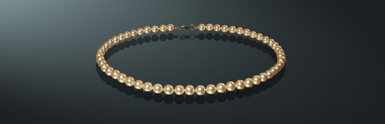 Ожерелье из морского жемчуга Aкойя, с замком из золота 585˚. мз800-45з