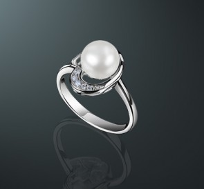 Серебряное кольцо с жемчугом к-630429: белый пресноводный жемчуг, серебро 925°